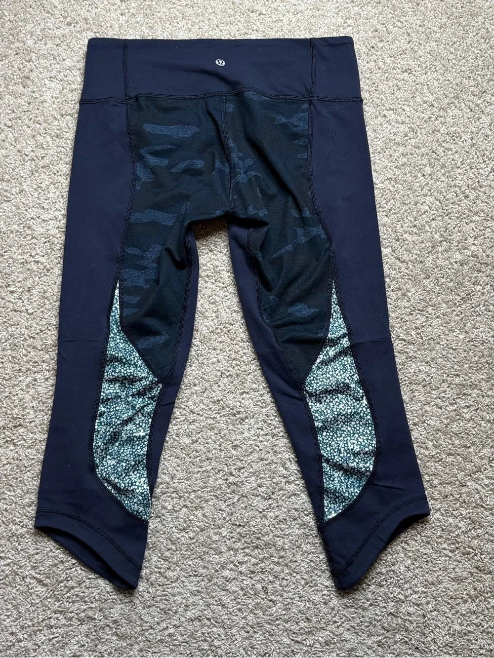 Lululemon  Wunder Under Crop *Full-On Luon